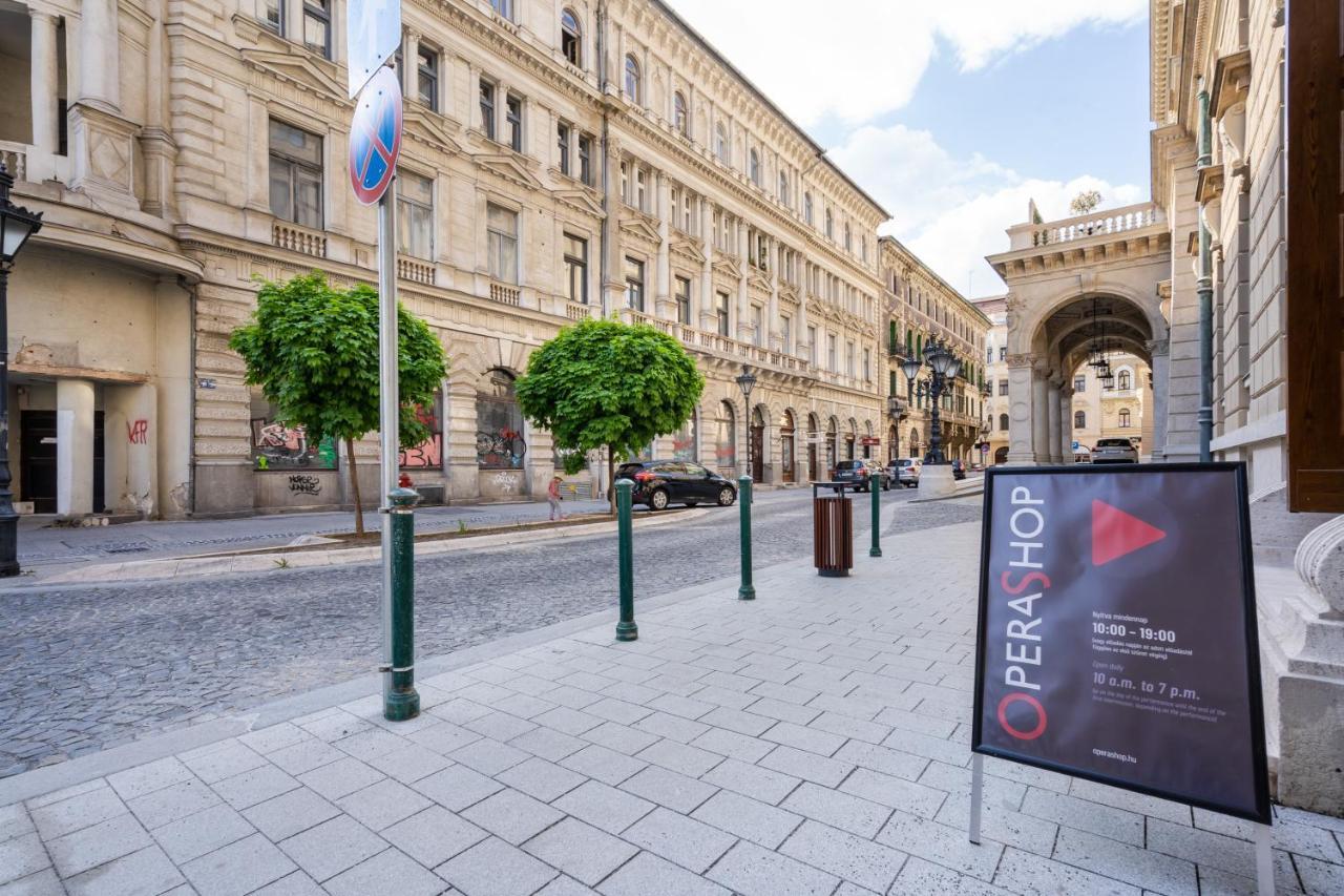 Opera Luxury Apartment With Free Parking Budapest Kültér fotó